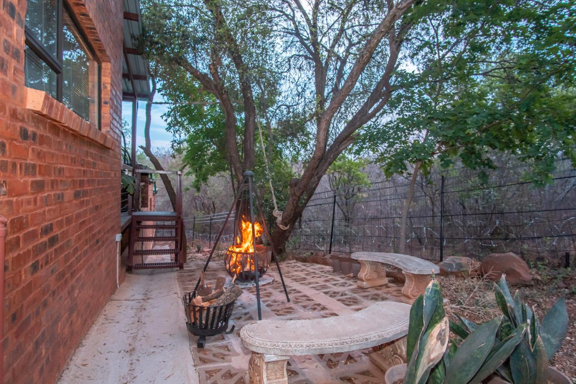 Bushbaby Cottage In Hartbeespoort Pretoria-Noord Exterior foto