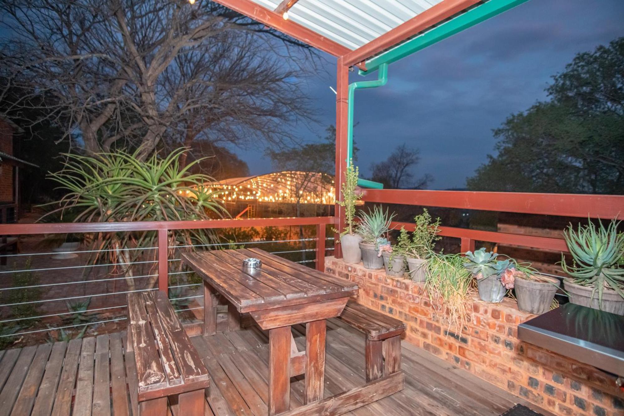 Bushbaby Cottage In Hartbeespoort Pretoria-Noord Exterior foto